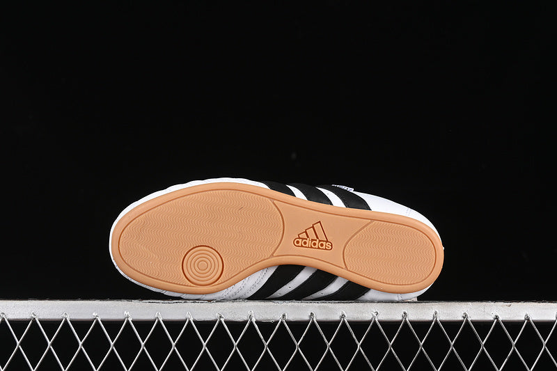adidasUnisex Taekwondo - White