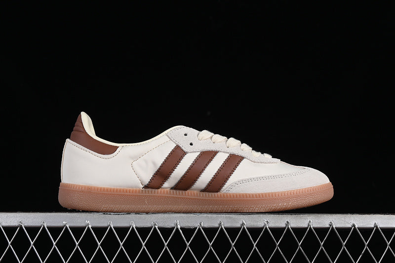 adidasMens Samba Pre Loved - Cream/Brown