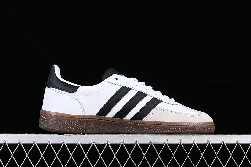 adidasUnisex Samba x Handball - Spezial