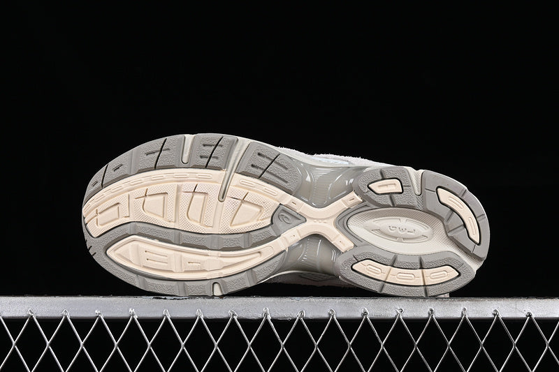 AsicsMens Gel-1130 HAL Studio Glacier - Birch