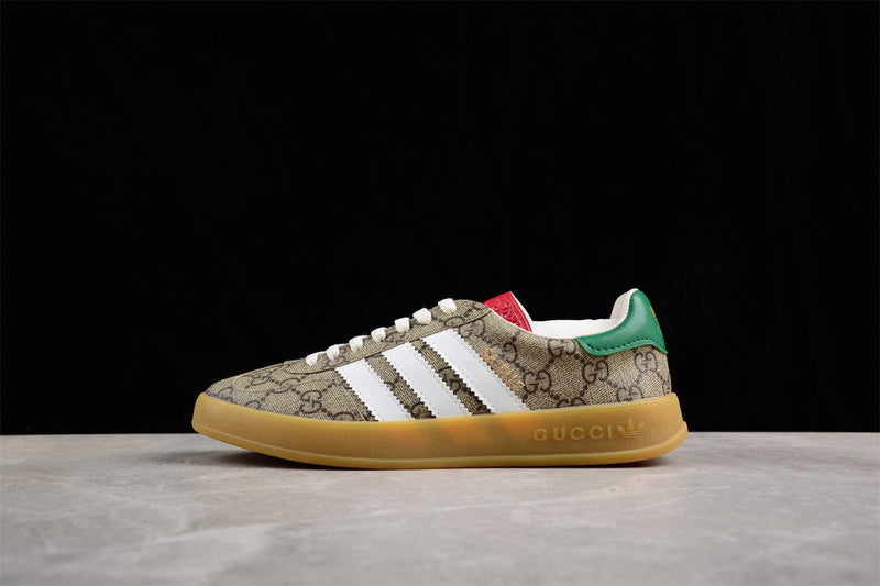 adidasUnisex x Gucci Gazelle Beige - Monogram