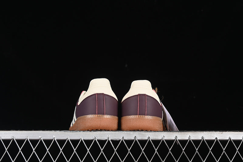 adidasMens Samba - Maroon Gold Metallic