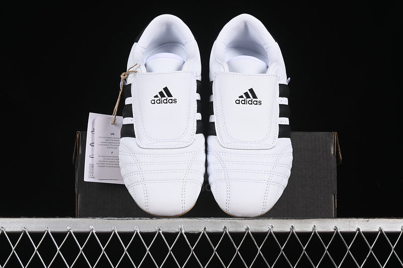 adidasUnisex Taekwondo - White