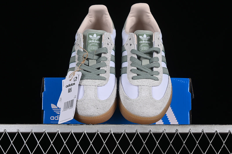 adidasUnisex Samba - Silver green
