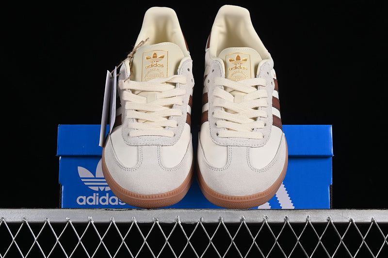 adidasMens Samba Pre Loved - Cream/Brown