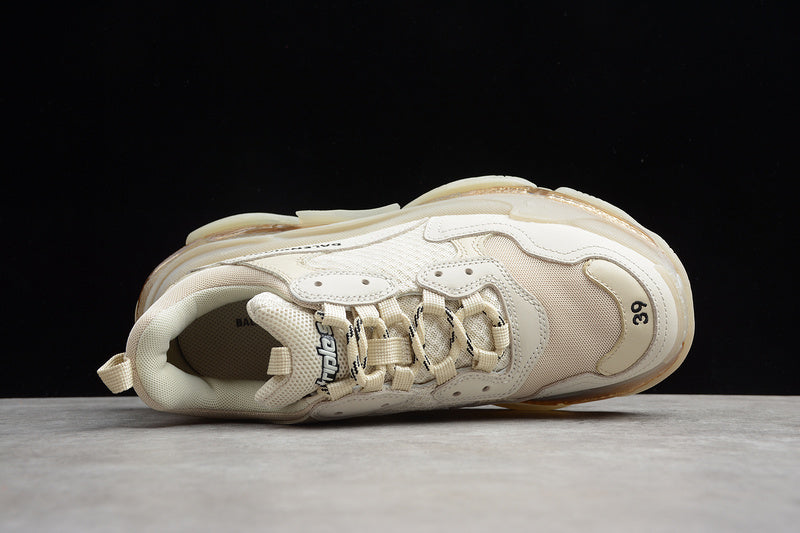 BalenciagaUnisex Triple S - Off White