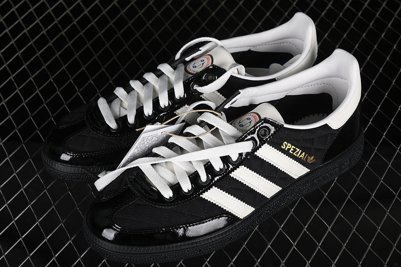 adidasUnisex Samba x Spezial - Black
