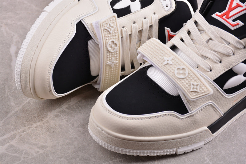 LouisVuitton Trainer - Cream/Black