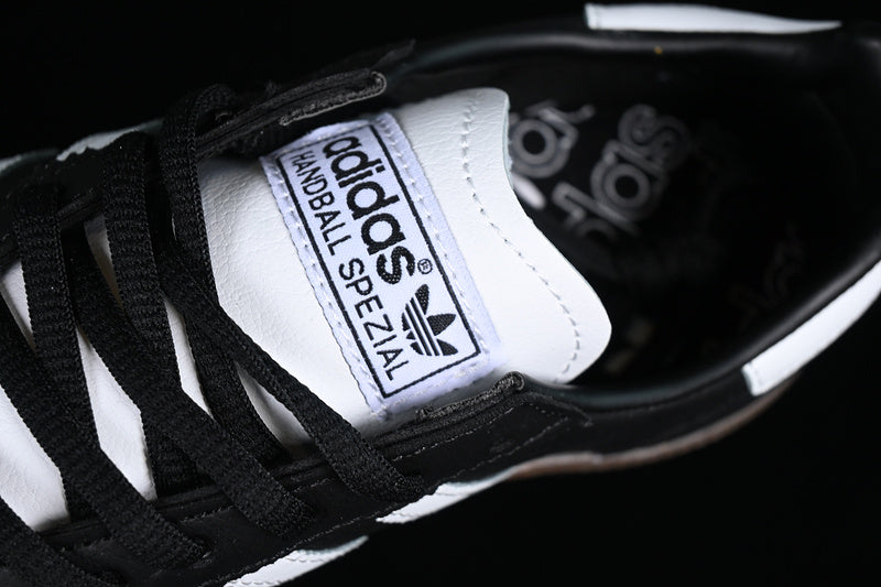 adidasMens Samba x Spezial - Black