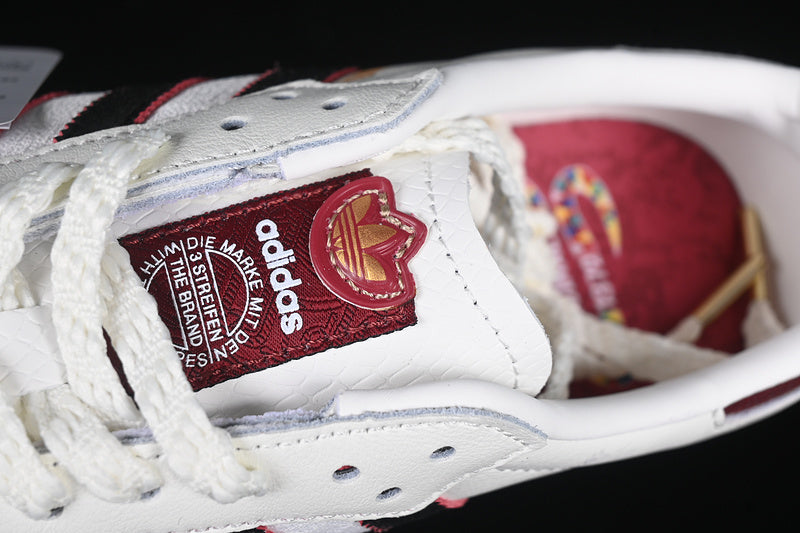 adidasUnisex Samba - Year of the Snake