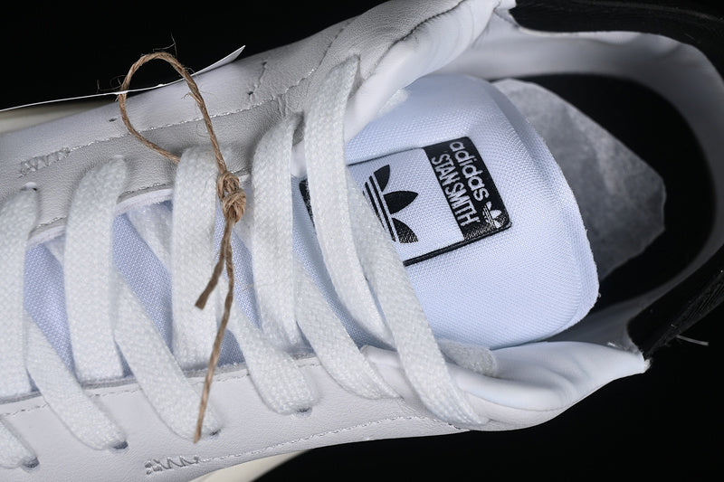 adidasUnisex Stan Smith - White/Black