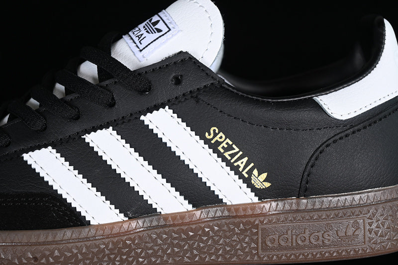 adidasMens Samba x Spezial - Black