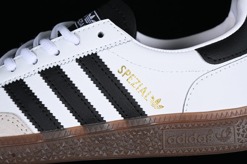 adidasUnisex Samba x Handball - Spezial
