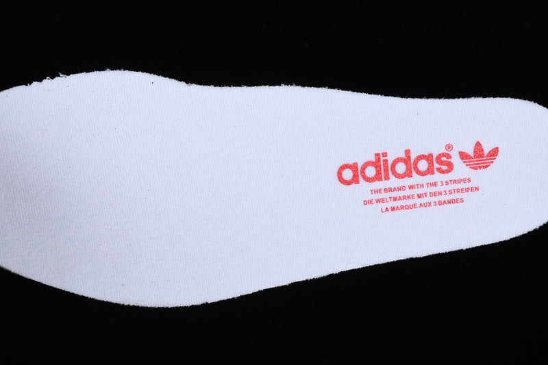 adidasMens Samba - White/Red