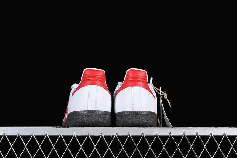 adidasMens Samba - White/Red