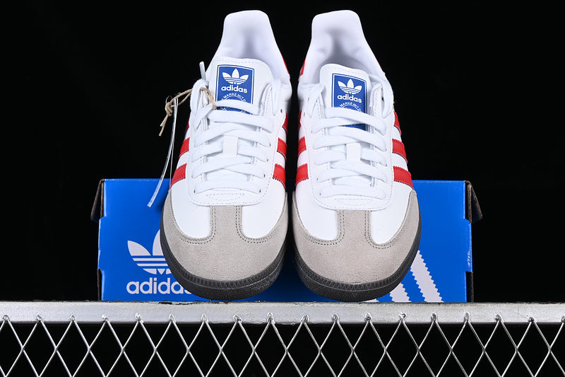 adidasMens Samba - White/Red