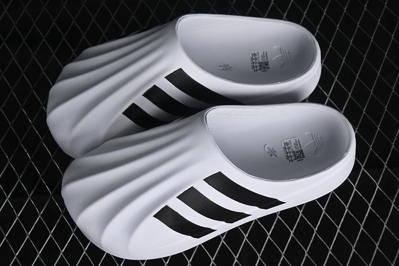 adidasUnisex Adifom Superstar Mule - White