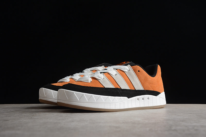 adidasUnisex Adimatic - Orange