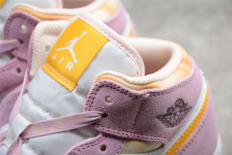 WMNS Air Jordan 1 AJ1 Mid Light - Arctic Pink