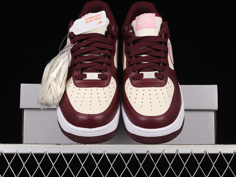 NikeUnisex Air Force 1 AF1 Low - Valentine’s Day