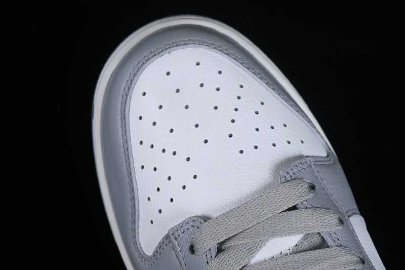 NikeUnisex SB Dunk Low - Light Carbon