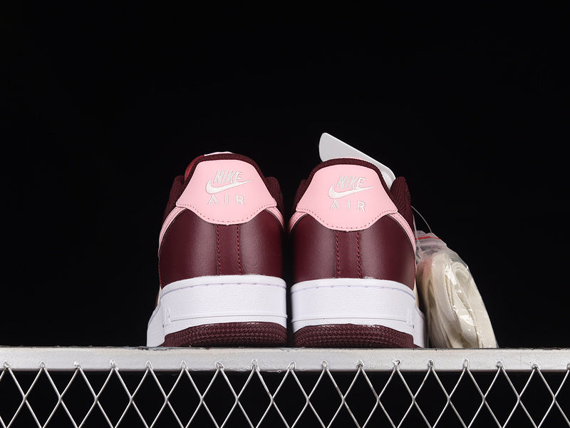 NikeUnisex Air Force 1 AF1 Low - Valentine’s Day