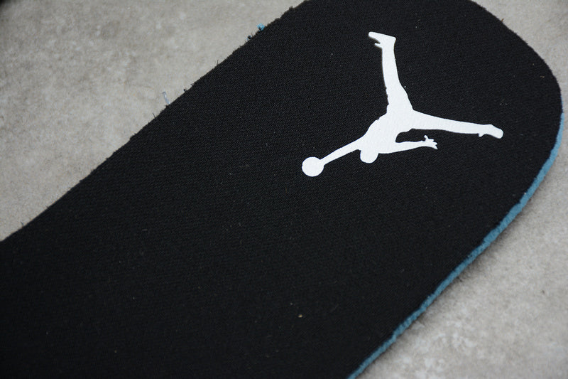 WMNS Air Jordan Retro 1 AJ1 Mid Shadow - White