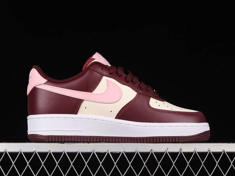 NikeUnisex Air Force 1 AF1 Low - Valentine’s Day