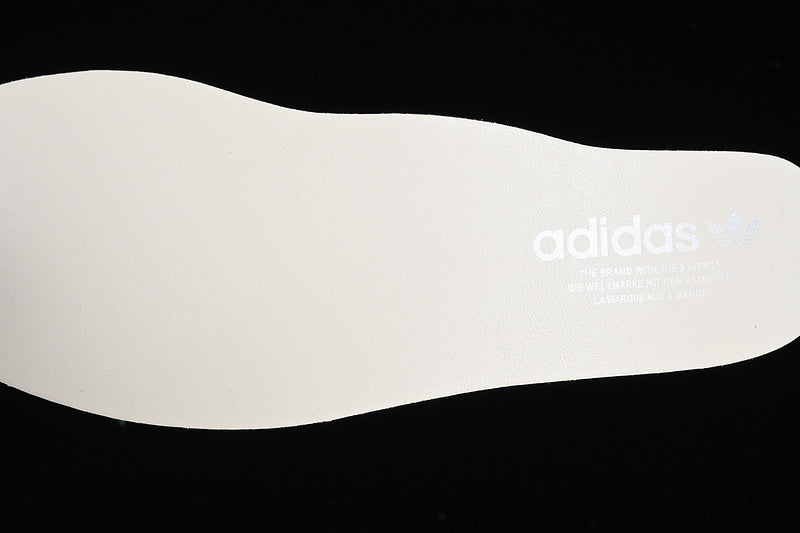 adidasUnisex Samba Notitle - Pink