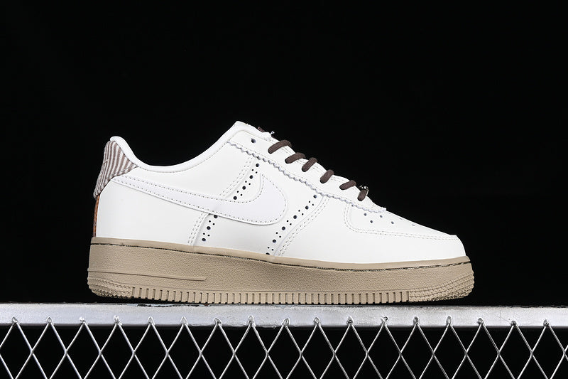 NikeMens Air Force 1 AF1 Low - Brogue Sail