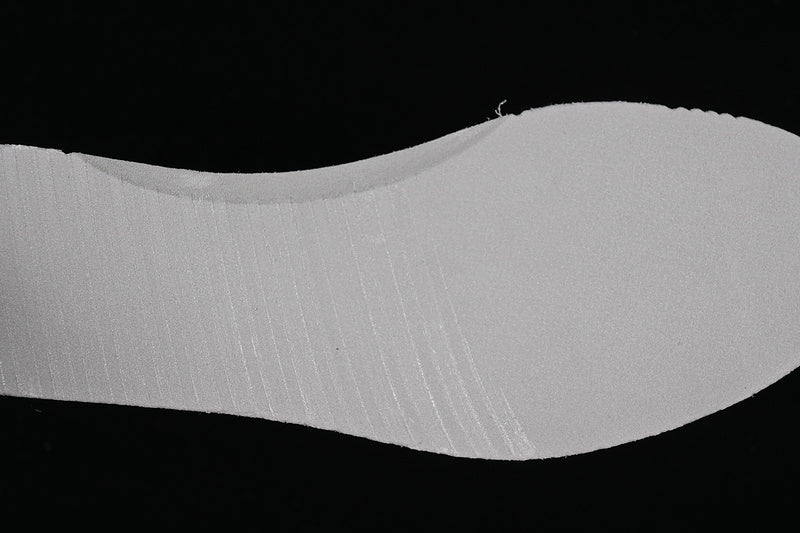 NikeUnisex V2k Run - Metallic Sliver