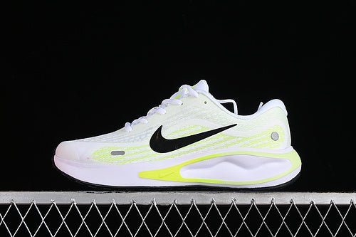 NikeUnisex Journey Run - Barely Volt/White