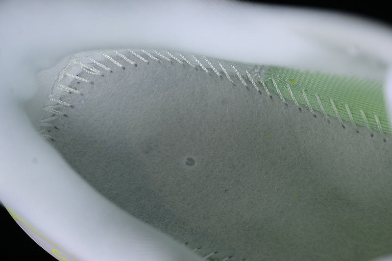 NikeUnisex Journey Run - Barely Volt/White