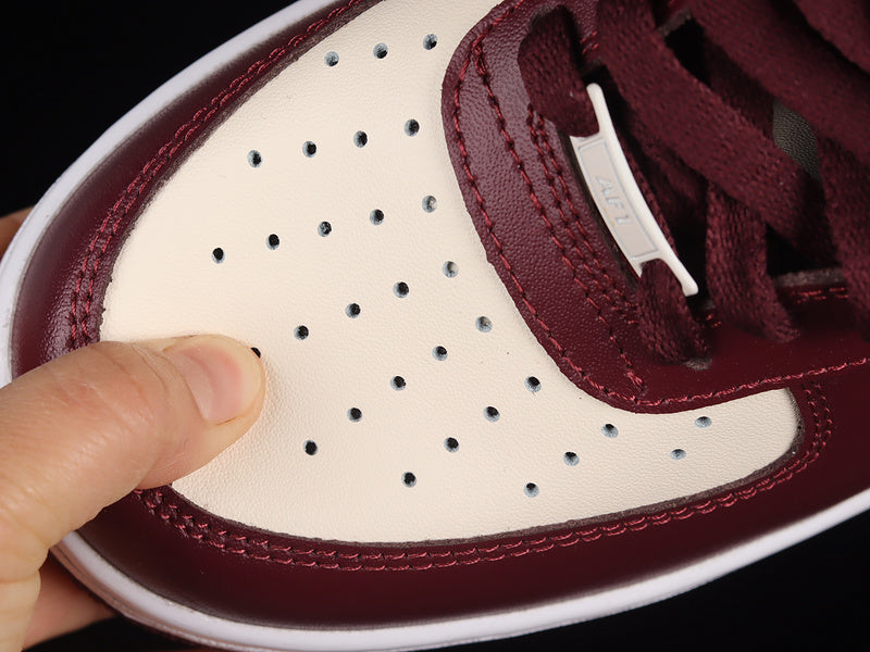 NikeUnisex Air Force 1 AF1 Low - Valentine’s Day