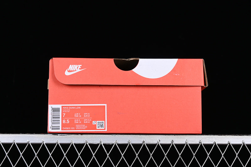 NikeSB Dunk - Pure Platinum
