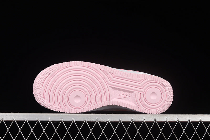 NikeUnisex Air Force 1 AF1 Low - Valentines's Day