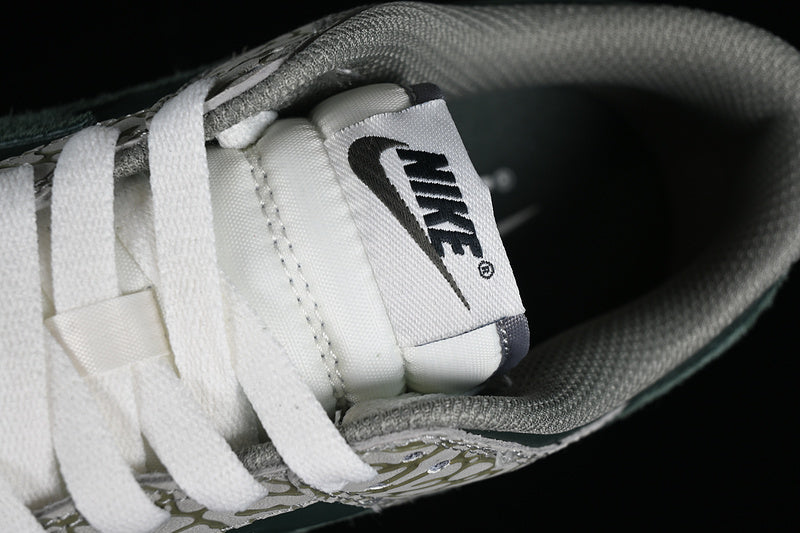 NikeMens SB Dunk Low - Urban Landscape 2 0