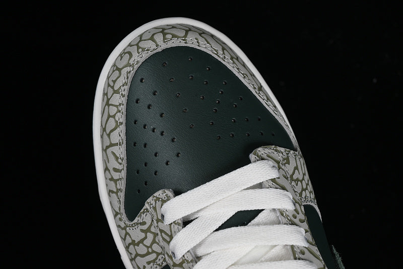 NikeMens SB Dunk Low - Urban Landscape 2 0