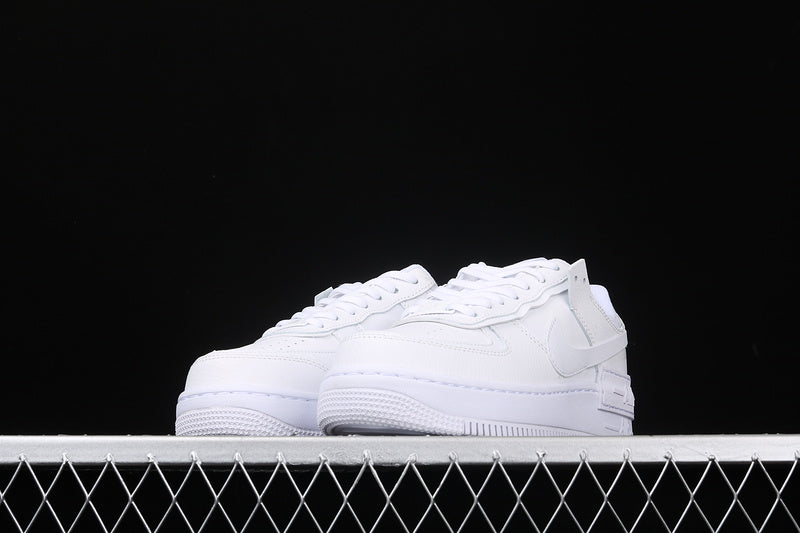 NikeUnisex Air Force 1 AF1 Shadow - White