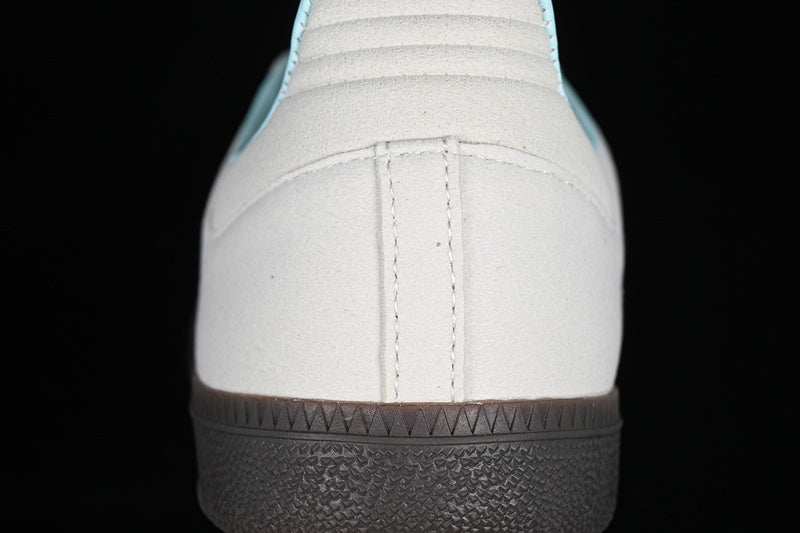 adidasUnisex Samba - White Clay