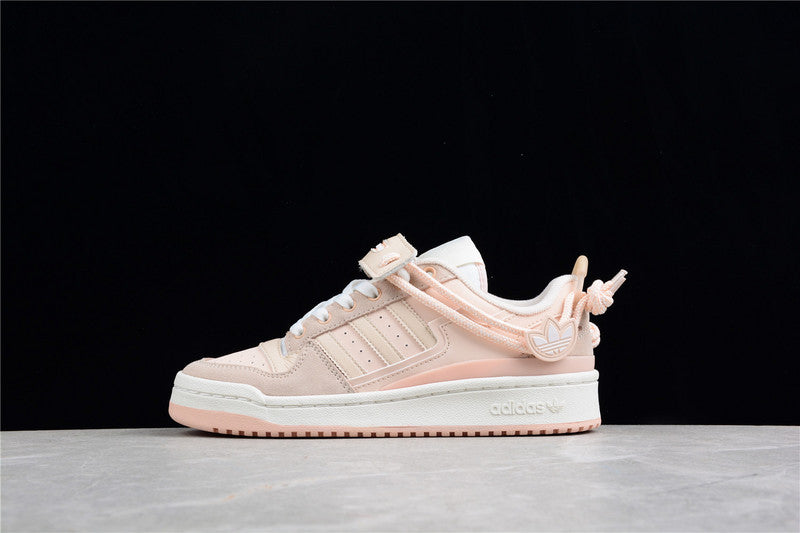 adidasWMNS Forum Low - Linen