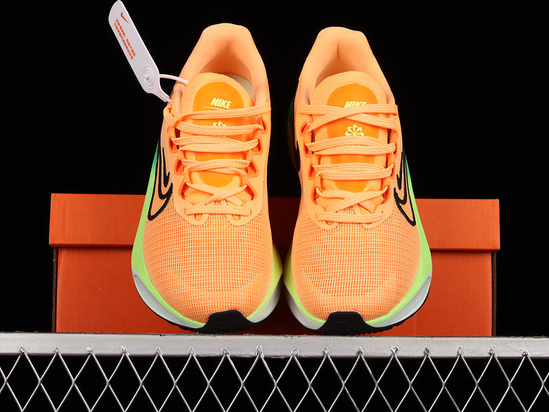 NikeMens Zoom Fly 5 - Orange
