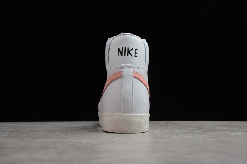 NikeUnisex Blazer 77 Vintage Mid - Atomic Pink