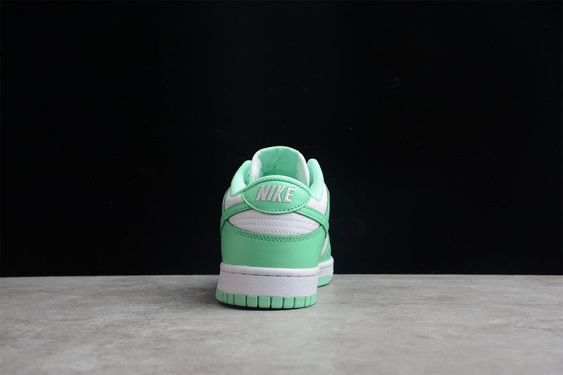 NikeSB Dunk Low - Clear Jade
