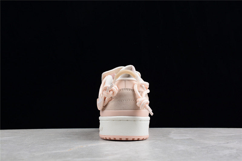 adidasWMNS Forum Low - Linen
