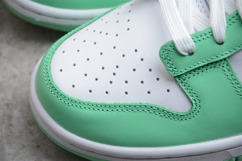 NikeSB Dunk Low - Clear Jade