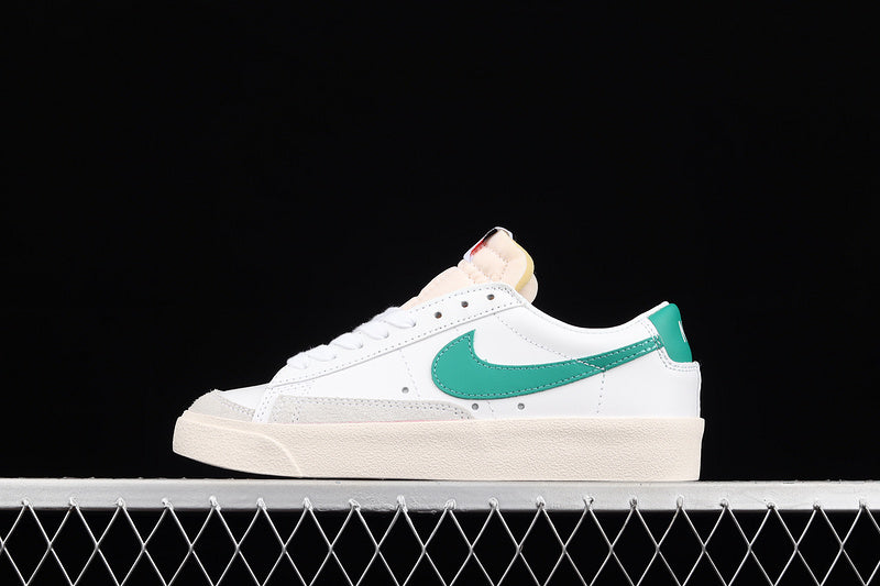 NikeMens Blazer Low 77 Vintage - Pine Green