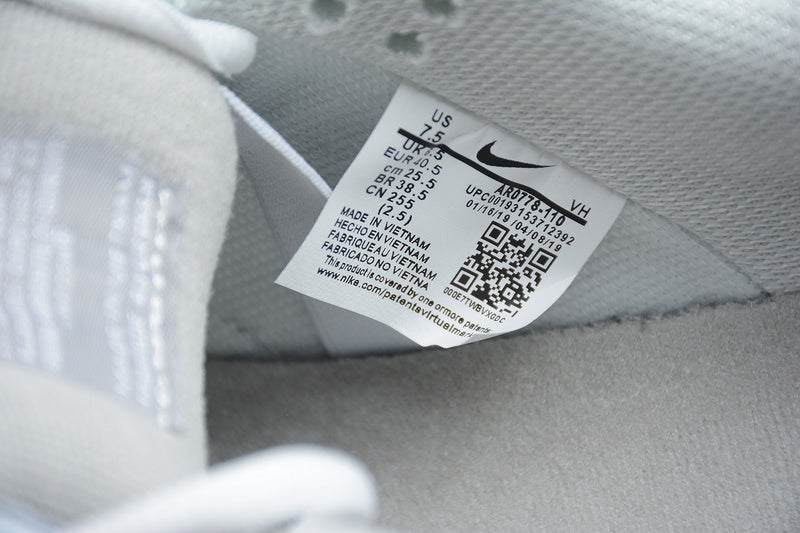 NikeMens SB Dunk Low - Summit White/Wolf Grey