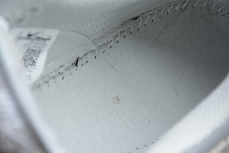 NikeMens SB Dunk Low - Summit White/Wolf Grey