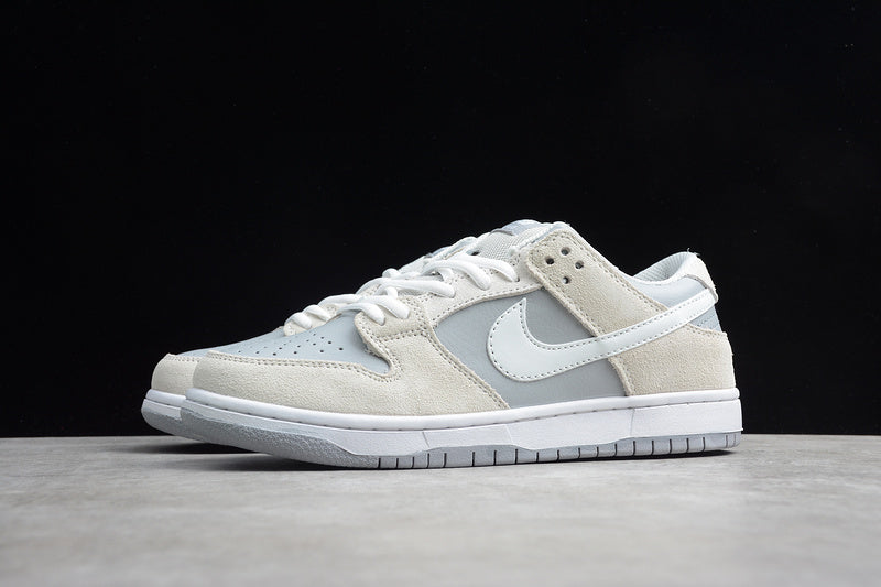 NikeMens SB Dunk Low - Summit White/Wolf Grey